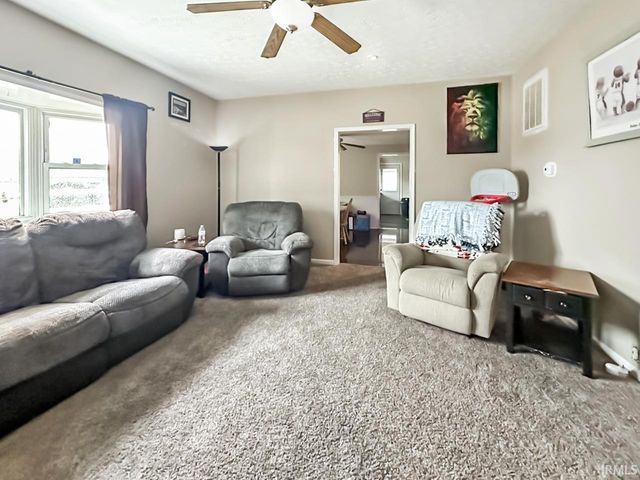 1401 W Morrison Street, Frankfort, IN 46041