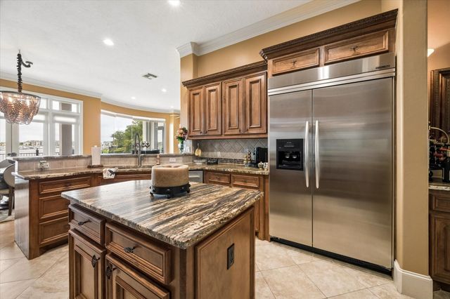 1507 Waterside Drive, League City, TX 77573