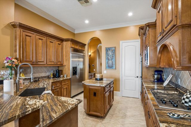 1507 Waterside Drive, League City, TX 77573