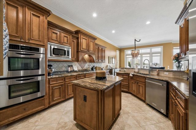 1507 Waterside Drive, League City, TX 77573