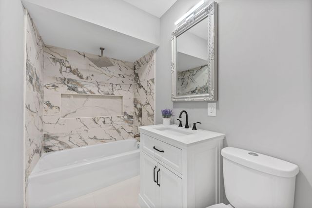 864 Ohio Street, Gary, IN 46402