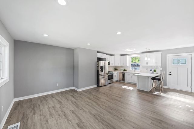 864 Ohio Street, Gary, IN 46402