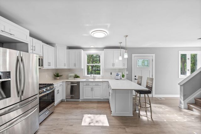 864 Ohio Street, Gary, IN 46402