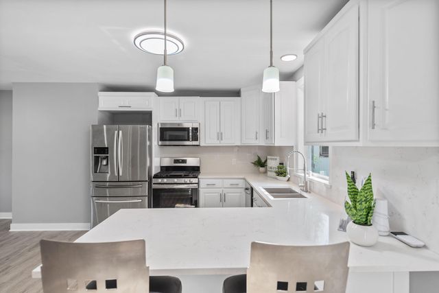 864 Ohio Street, Gary, IN 46402