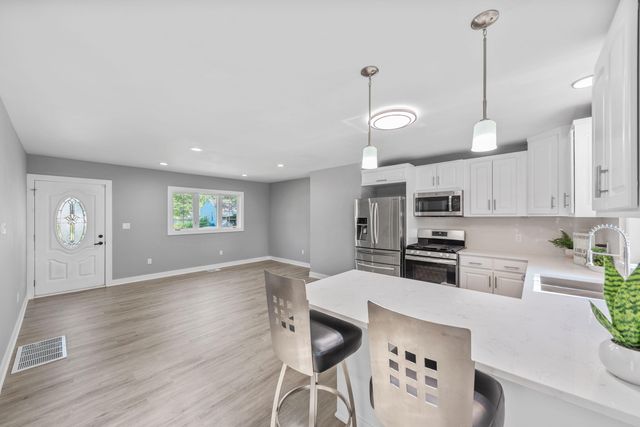 864 Ohio Street, Gary, IN 46402