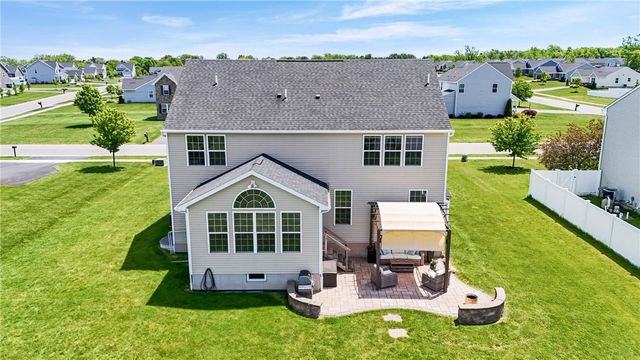 1768 Spartan Drive, Farmington, NY 14425