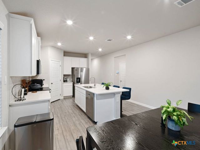 3073 Charyn Way, New Braunfels, TX 78132