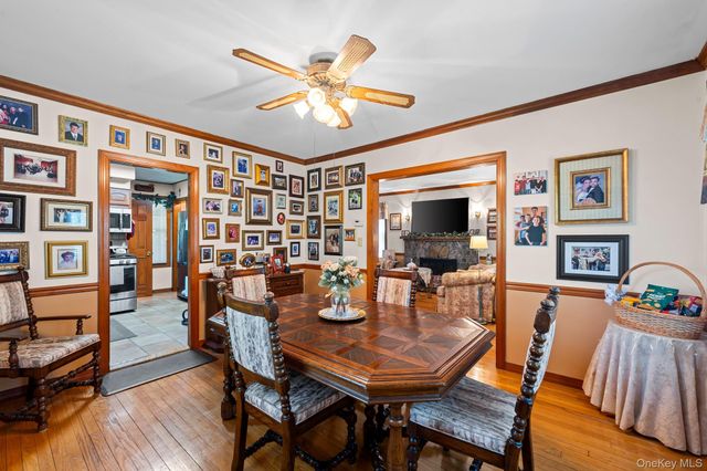 36 Lafayette Avenue, Lynbrook, NY 11563