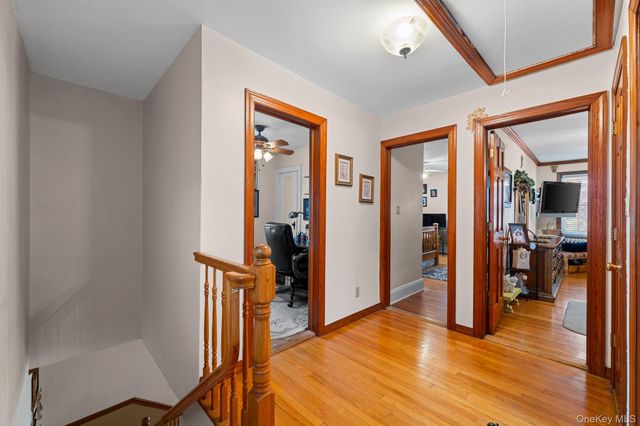 36 Lafayette Avenue, Lynbrook, NY 11563
