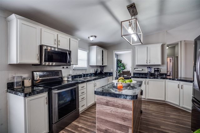 8523 Angus Drive, Justin, TX 76247