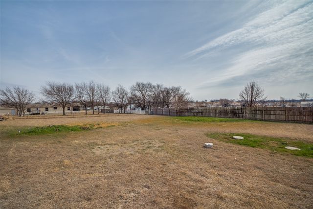 8523 Angus Drive, Justin, TX 76247