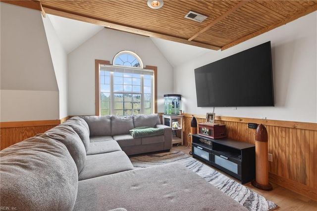 5774 Greenwood RD, Suffolk, VA 23437