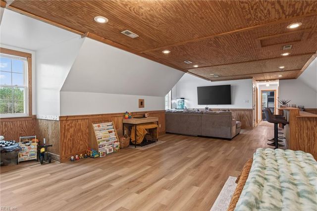 5774 Greenwood RD, Suffolk, VA 23437