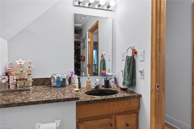 5774 Greenwood RD, Suffolk, VA 23437