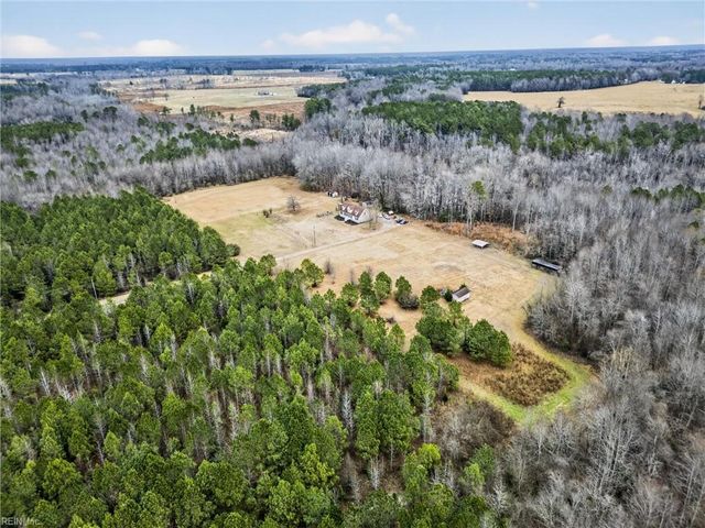 5774 Greenwood RD, Suffolk, VA 23437