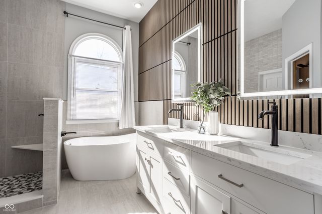 11634 Rose Court, Carmel, IN 46033