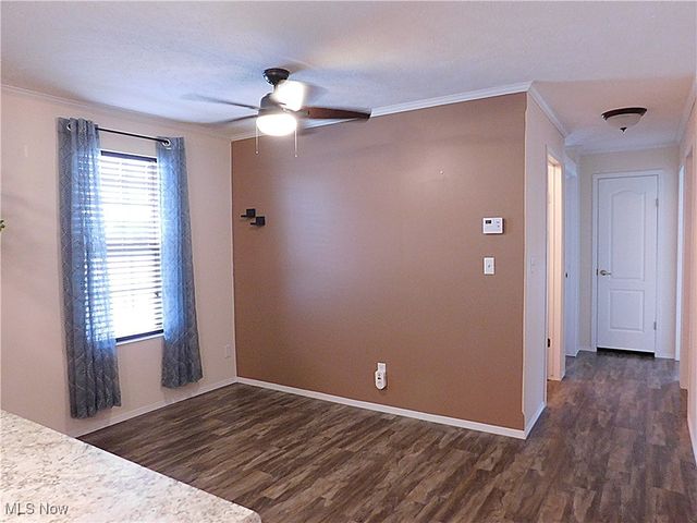 411 Pin Oak Circle, Elyria, OH 44035