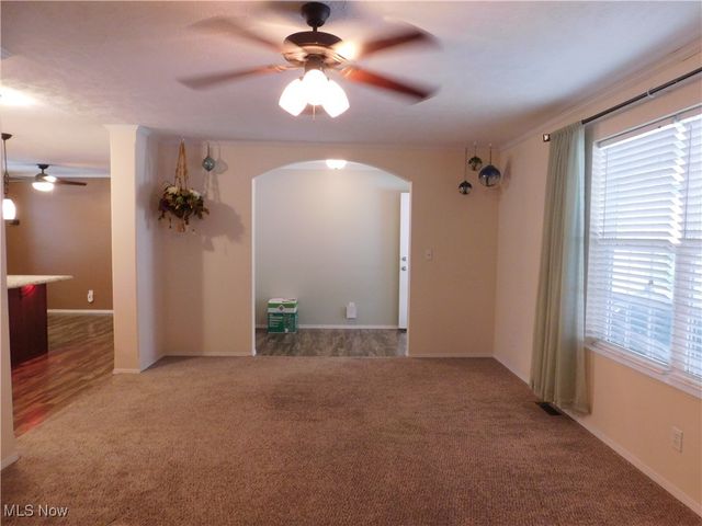 411 Pin Oak Circle, Elyria, OH 44035