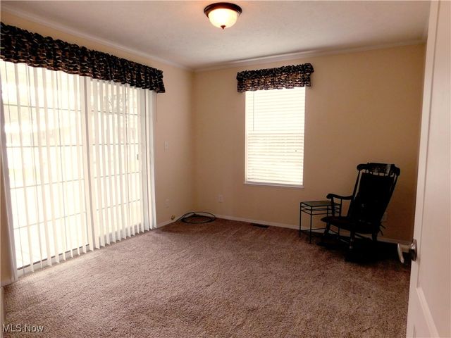 411 Pin Oak Circle, Elyria, OH 44035