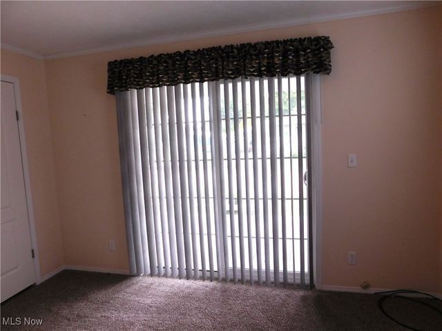 411 Pin Oak Circle, Elyria, OH 44035