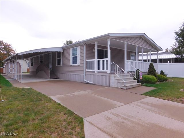 411 Pin Oak Circle, Elyria, OH 44035