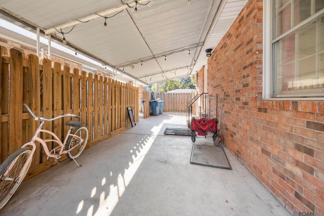 835 Whitehead Blvd, Port Allen, LA 70767