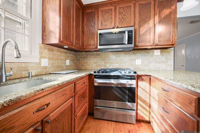 835 Whitehead Blvd, Port Allen, LA 70767