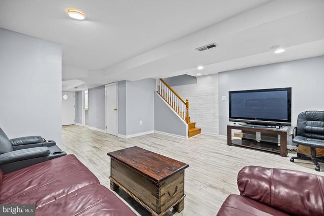 77 NEW YORK AVE NW, Washington, DC 20001