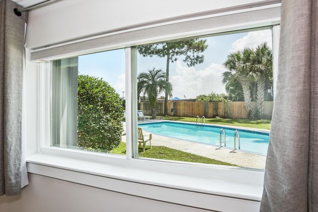 424 Dracena Way, Gulf Breeze, FL 32561