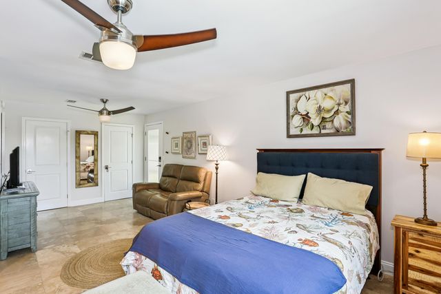 424 Dracena Way, Gulf Breeze, FL 32561