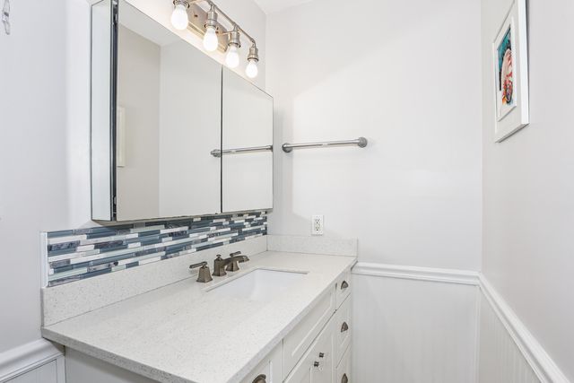 424 Dracena Way, Gulf Breeze, FL 32561