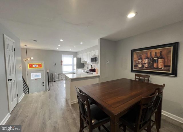 402 N CHAPEL ST, Baltimore, MD 21231