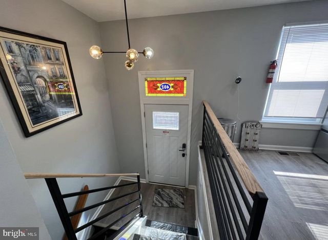 402 N CHAPEL ST, Baltimore, MD 21231