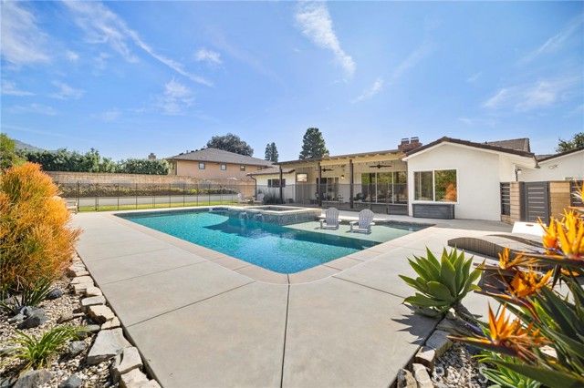1215 Hidden Springs, Glendora, CA 91741