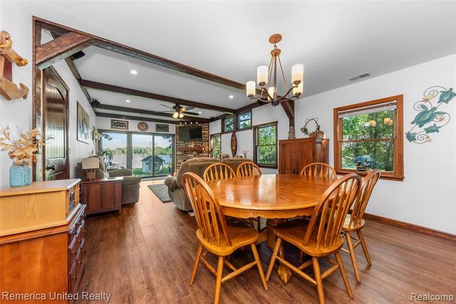 1491 Division Drive, Hartland, MI 48353