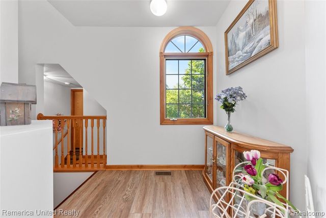 1491 Division Drive, Hartland, MI 48353
