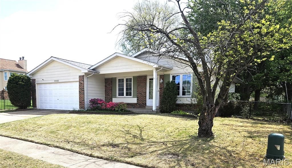 15626 94th Avenue, Florissant, MO 63034