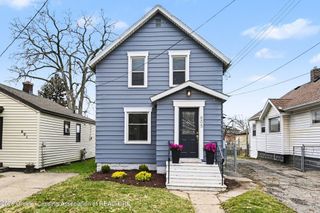 605 N Clemens Avenue, Lansing, MI 48912