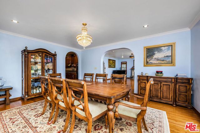 257 S Van Ness Avenue, Los Angeles, CA 90004