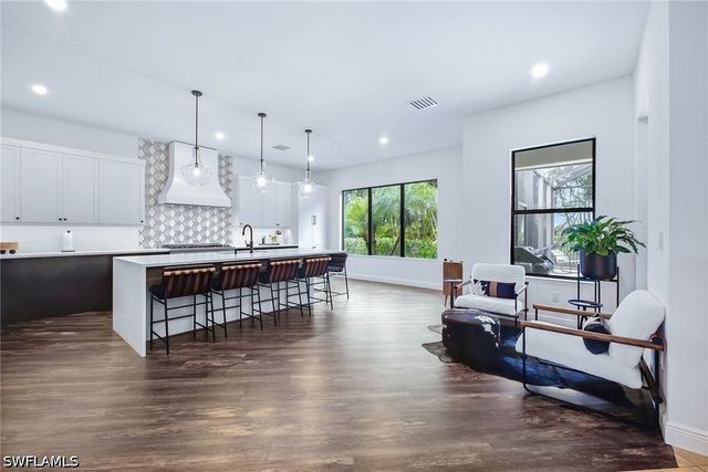 21750 Arenga LN, Estero, FL 33928