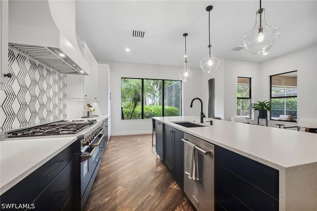 21750 Arenga LN, Estero, FL 33928
