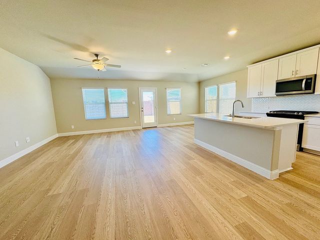 1093 Eagle Run Lane, Lavon, TX 75166