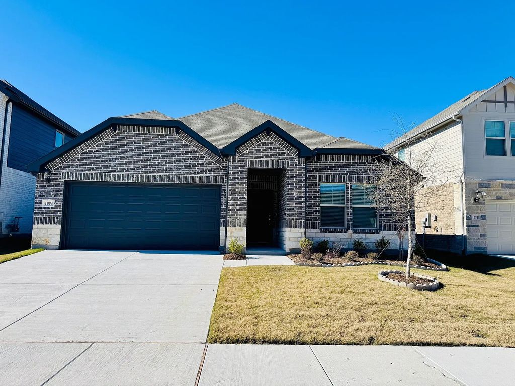1093 Eagle Run Lane, Lavon, TX 75166
