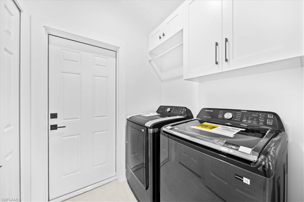 Image 19 of property listing at 1329 NE 18th TER, Cape Coral, FL 33909