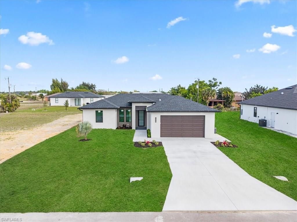 Image 2 of property listing at 1329 NE 18th TER, Cape Coral, FL 33909