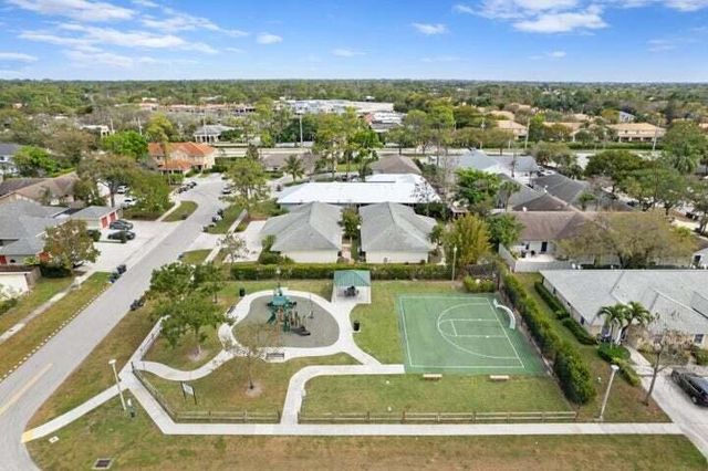 1436 Hawthorne Place, Wellington, FL 33414