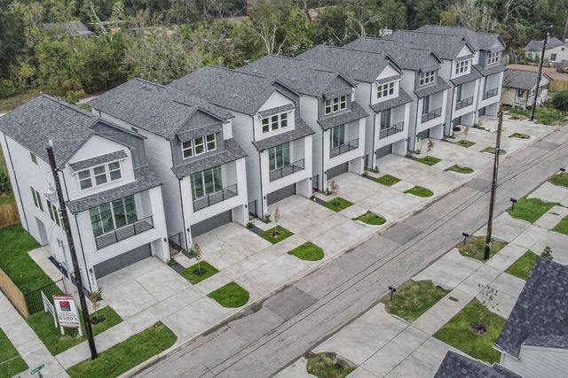 5703G Balbo Street, Houston, TX 77091