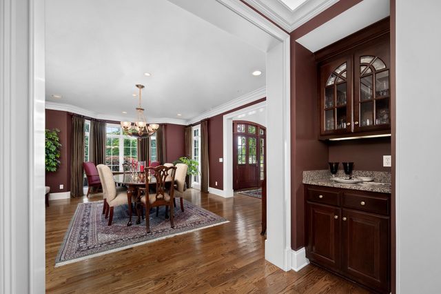 100 Kings Ln, Tullahoma, TN 37388