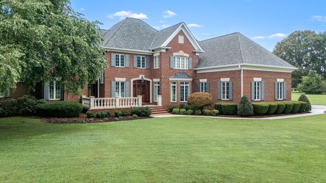 100 Kings Ln, Tullahoma, TN 37388