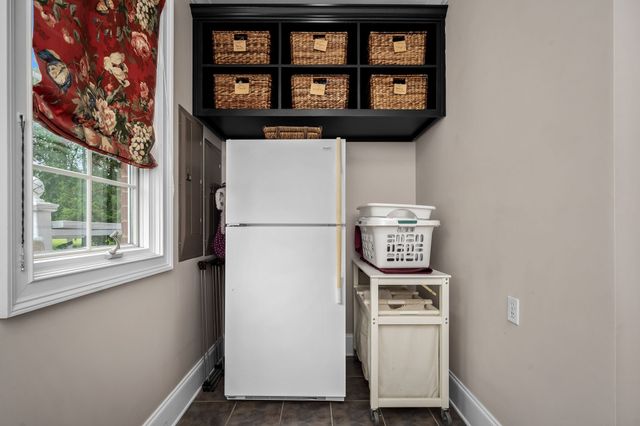 100 Kings Ln, Tullahoma, TN 37388